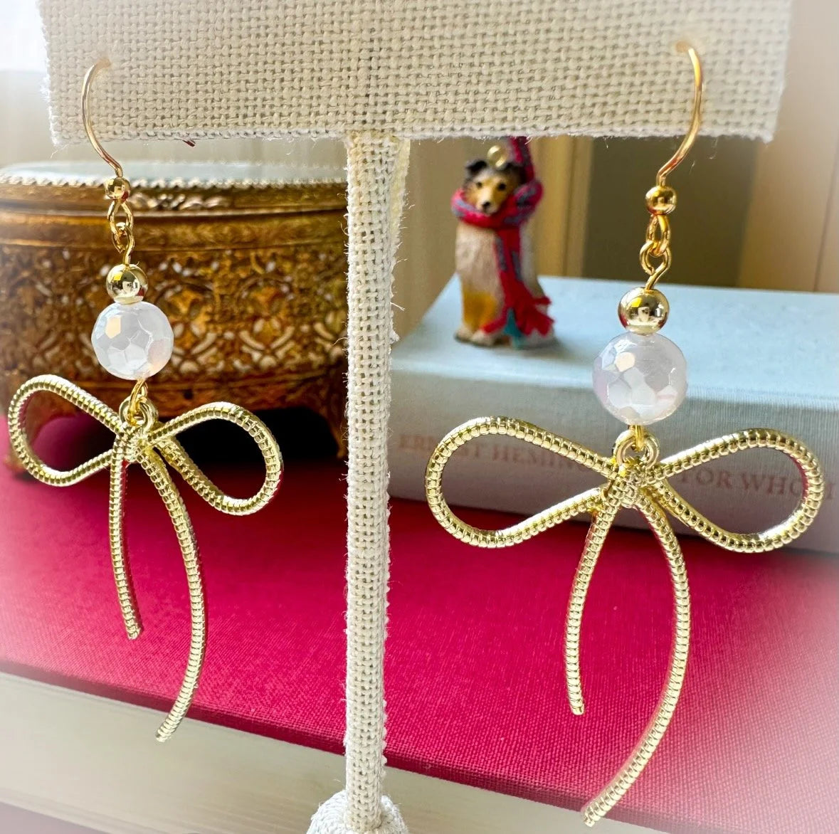 Gold Bow Mystic Agate