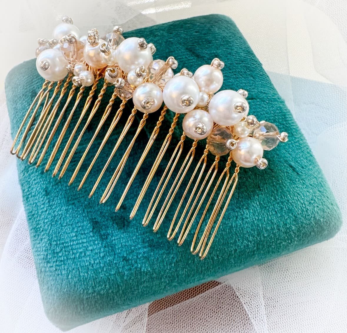 Pearl Haircomb Handmade Velvet Box