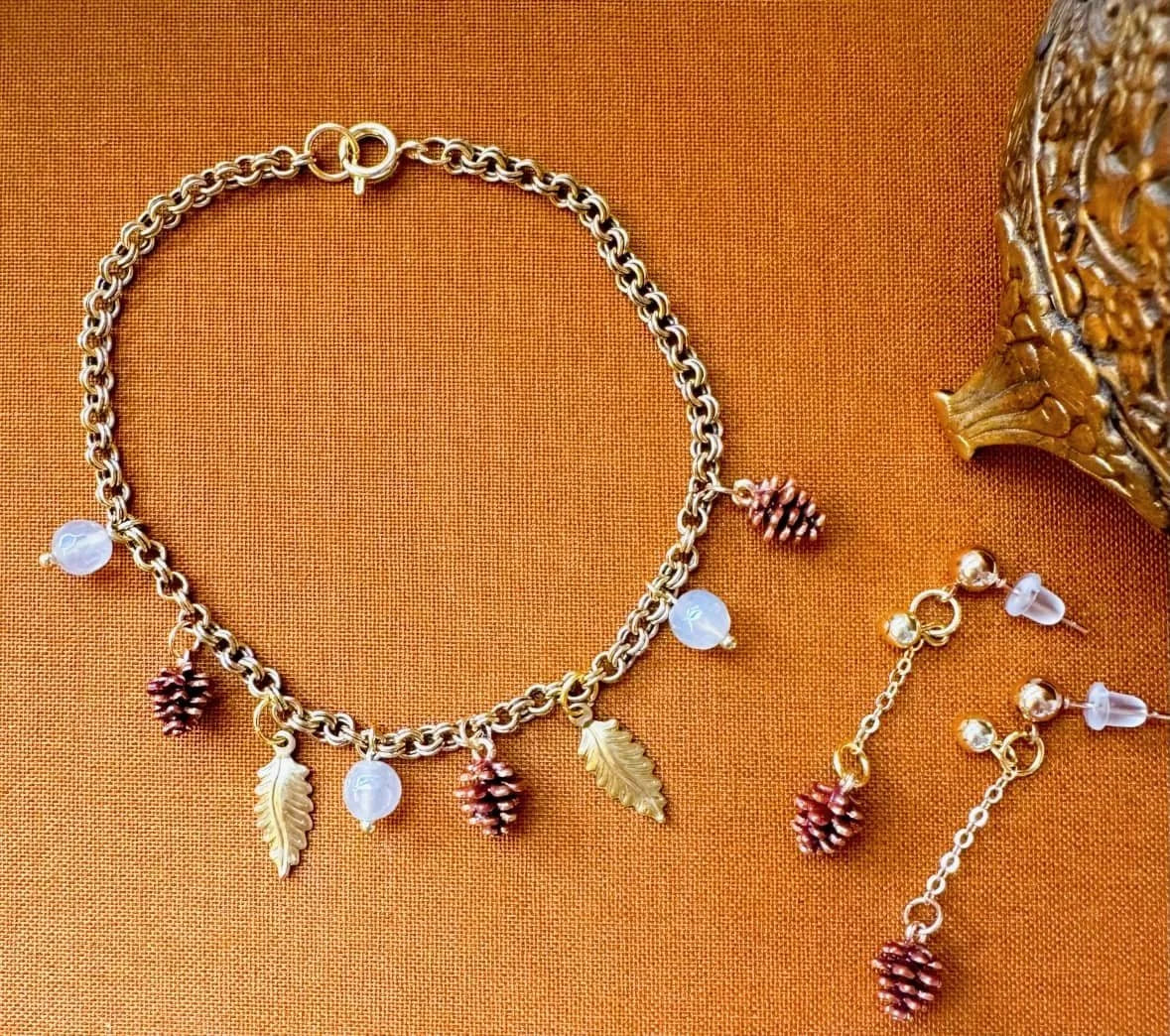 Pine Cone Scent Autumn Bracelet