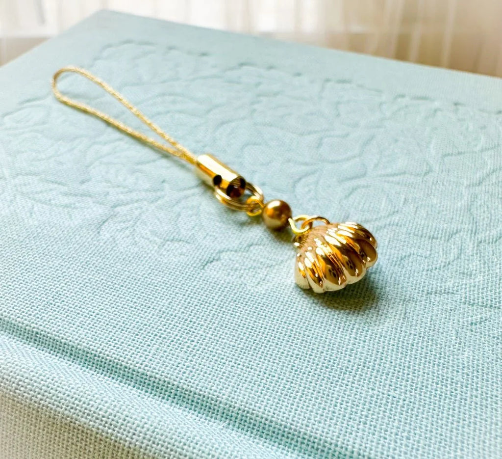 Shell Bag Charm Golden Carson%26Co